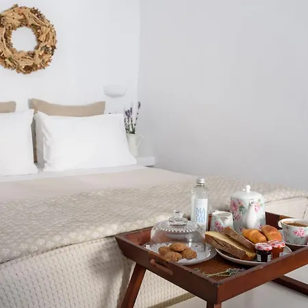 Arvanitis Cave Village * Akrotírion