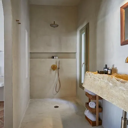 Arvanitis Cave Village Apartment