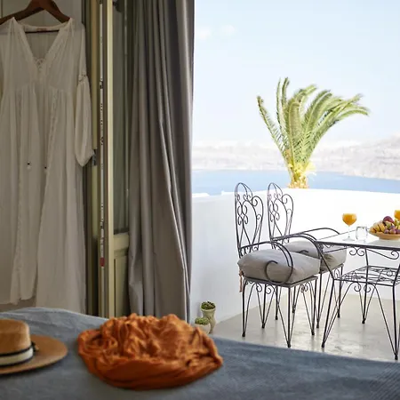 Arvanitis Cave Village * Akrotírion