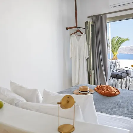 Arvanitis Cave Village Akrotírion