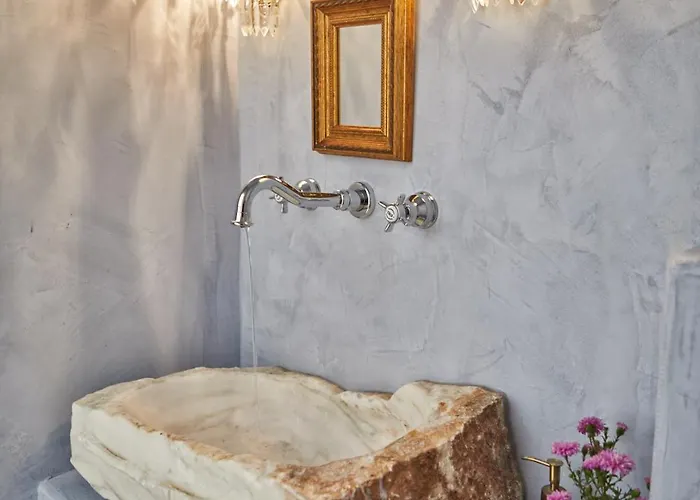 Arvanitis Cave Village Akrotírion