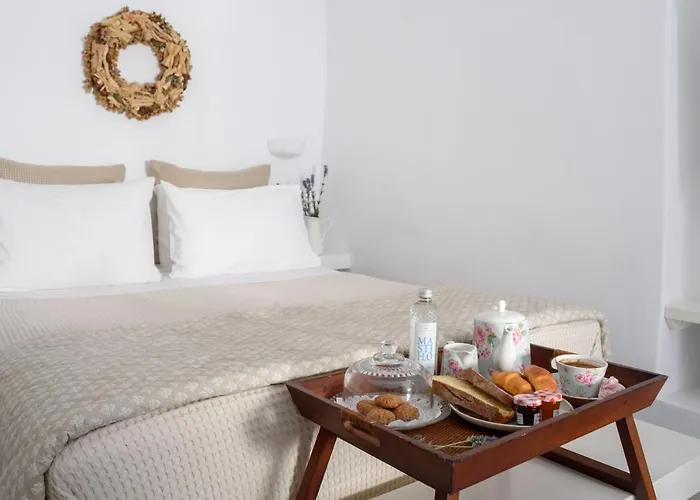 Arvanitis Cave Village * Akrotírion